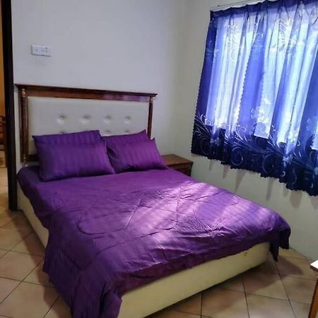 Homestay Elina - Cheap And Cosy Port Dickson Esterno foto